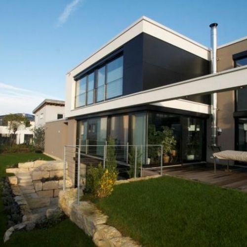 Modernes EFH mit Pool 4